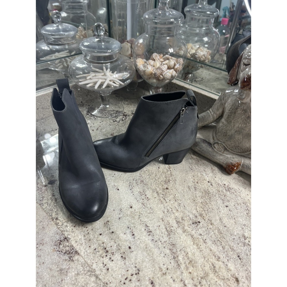 Rockport Womens Maddie Ankle Zip Boot Gray Size 8.5M Leather Block Heel Bootie